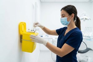 Утилизация медицинских отходов для частных клиник и стоматологий в СПб